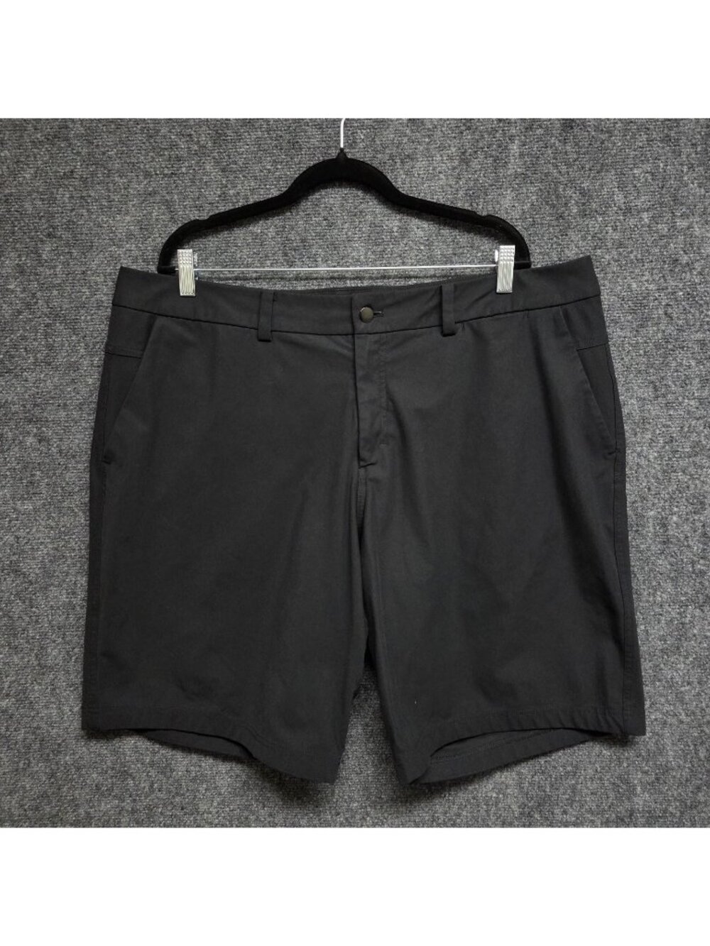 Lululemon The Works Short Mens 40 Black 11" Warpstreme ABC Performance Chino